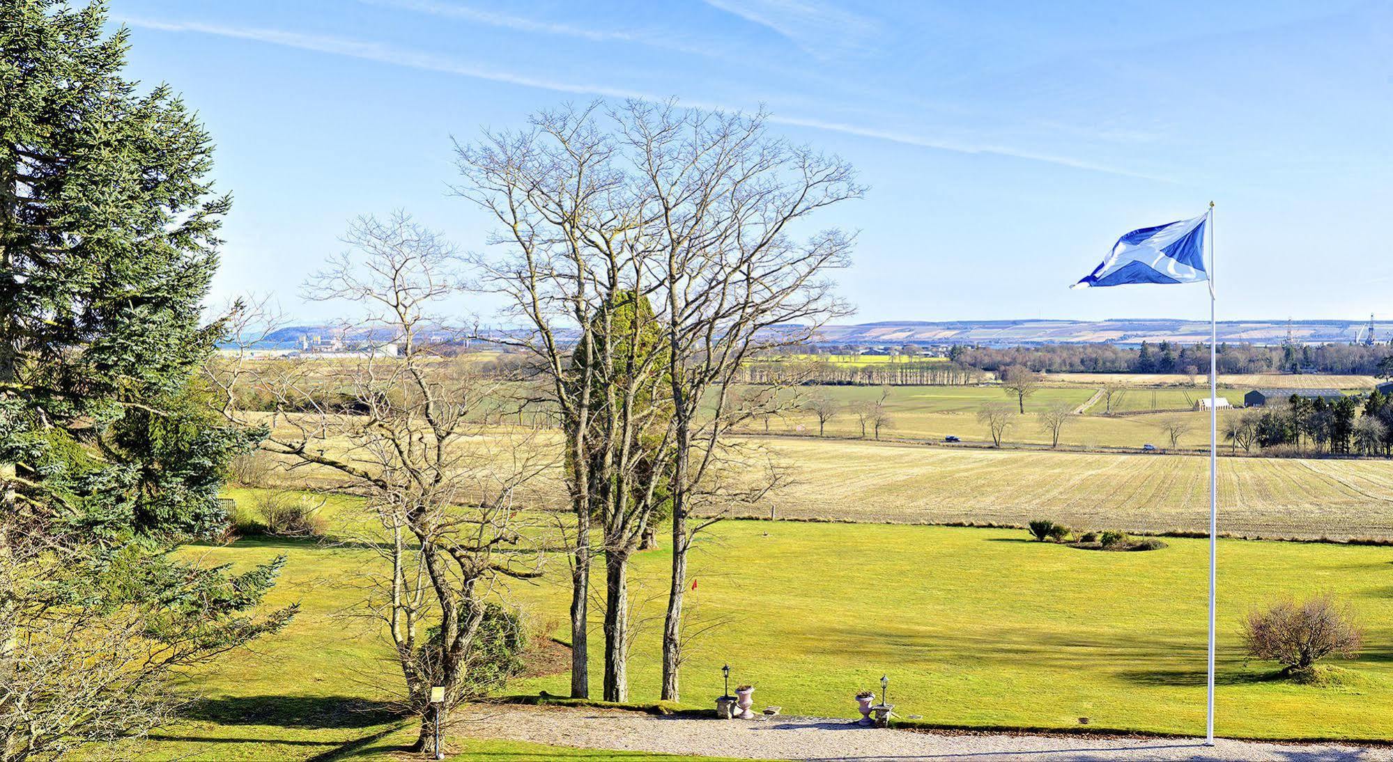 אינברגורדון Kincraig Castle Hotel מראה חיצוני תמונה